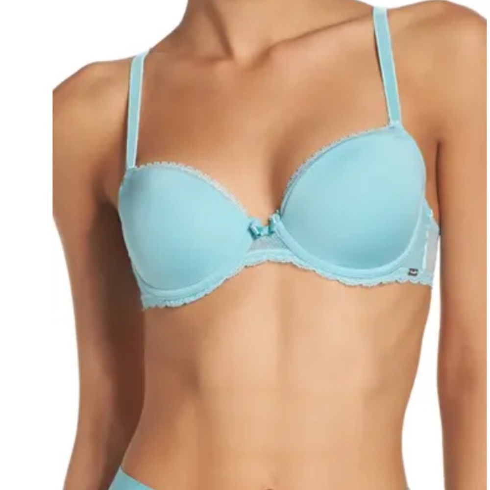 NWT’S CHANTELLE T-SHIRT BRA!